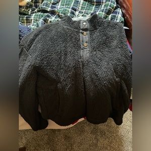 black cropped jacket